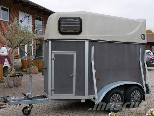 Blomert 1,5 Pferde Holz Poly 動物運輸拖車