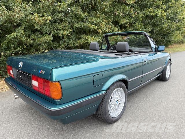 BMW 325i Cabrio E30 TÜV neu H-Kennz Classic Data 2+! Osobní vozy