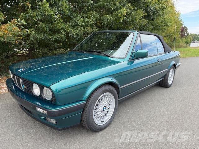 BMW 325i Cabrio E30 TÜV neu H-Kennz Classic Data 2+! Osobní vozy