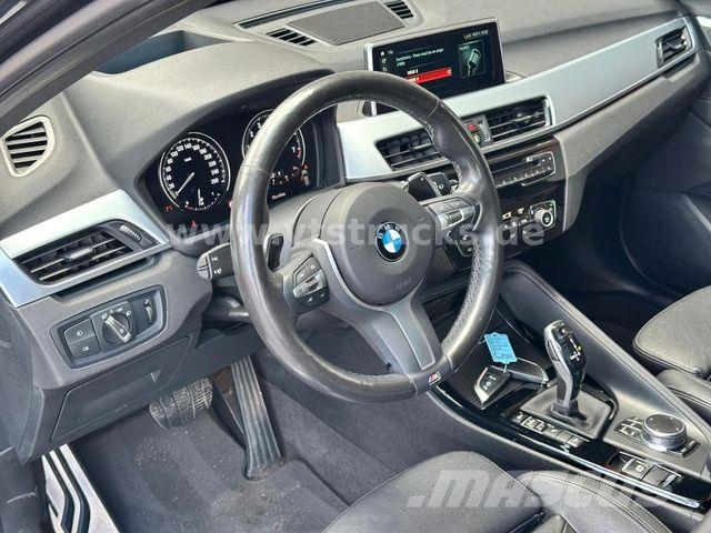 BMW X1 xDrive 20 i M Sport Bestelwagens met open laadbak