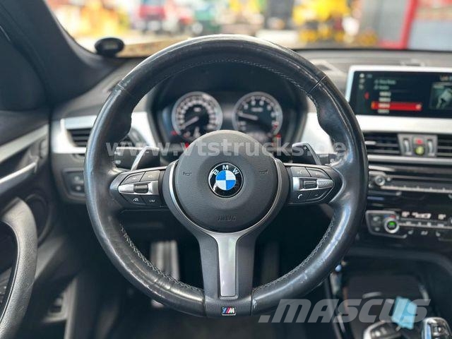 BMW X1 xDrive 20 i M Sport Bestelwagens met open laadbak