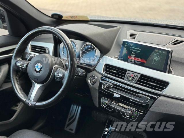 BMW X1 xDrive 20 i M Sport Bestelwagens met open laadbak