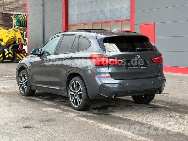 BMW X1 xDrive 20 i M Sport Bestelwagens met open laadbak
