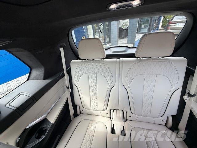 BMW X7*xDrive*40d*M-Sport*7 SITZER*PANO*FULL PPF Пікапи / Бічне розвантаження