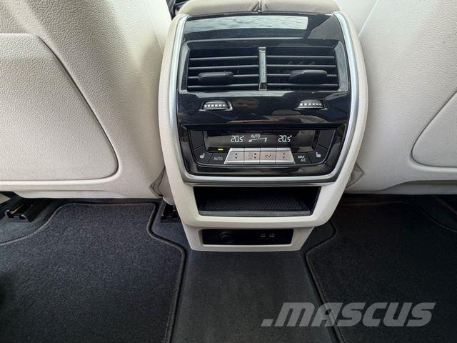 BMW X7*xDrive*40d*M-Sport*7 SITZER*PANO*FULL PPF Пікапи / Бічне розвантаження