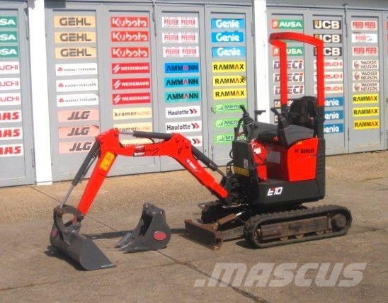 Bobcat E 10 * 2x Löffel * * Verstellfahrwerk * vgl 08 Minibagger < 7t