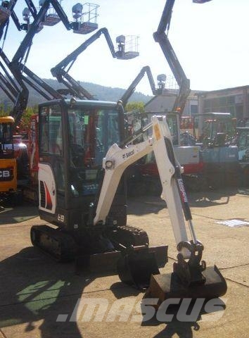 Bobcat E 19 * 2x Löffel * Verstellausleger vgl 16 17 20 Minigravemaskiner