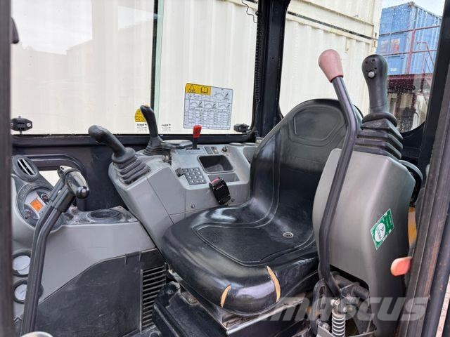 Bobcat E26 / 2017 BJ / 3 x Löffel حفارات صغيرة أقل من 7 طن (حفارات صغيرة)