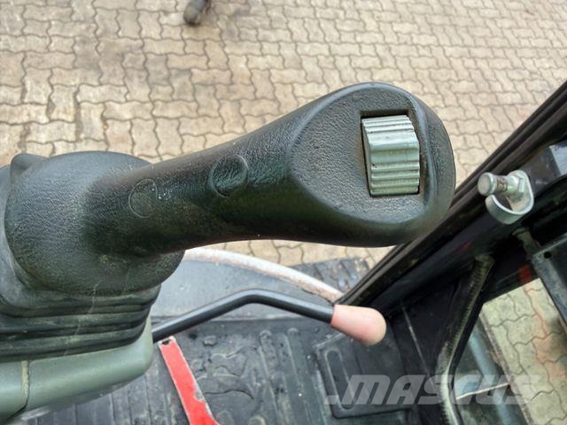 Bobcat E26 / 2017 BJ / 3 x Löffel حفارات صغيرة أقل من 7 طن (حفارات صغيرة)