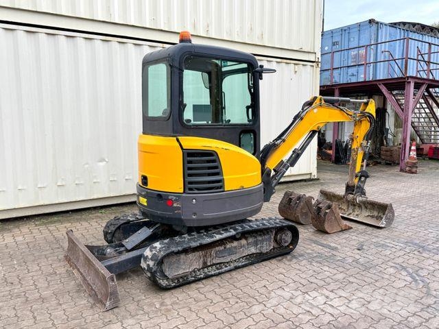 Bobcat E26 / 2017 BJ / 3 x Löffel حفارات صغيرة أقل من 7 طن (حفارات صغيرة)