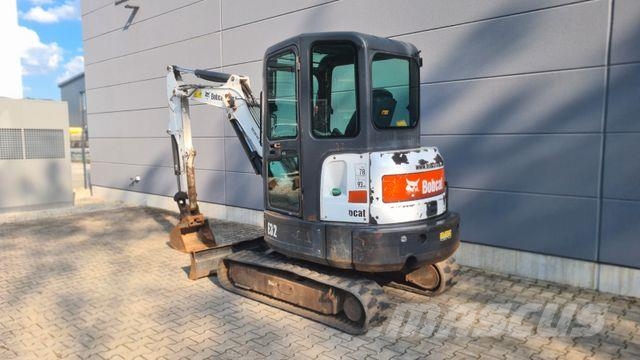 Bobcat E32 - Service neu - 2 x Ketten neu Εκσκαφάκι (διαβολάκι) < 7t