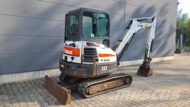 Bobcat E32 - Service neu - 2 x Ketten neu Εκσκαφάκι (διαβολάκι) < 7t