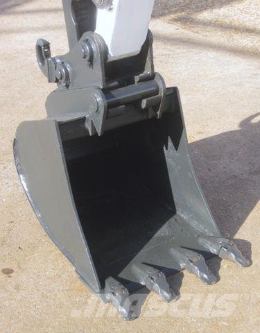 Bobcat E34 * NEUWERTIG * Minibagger < 7t