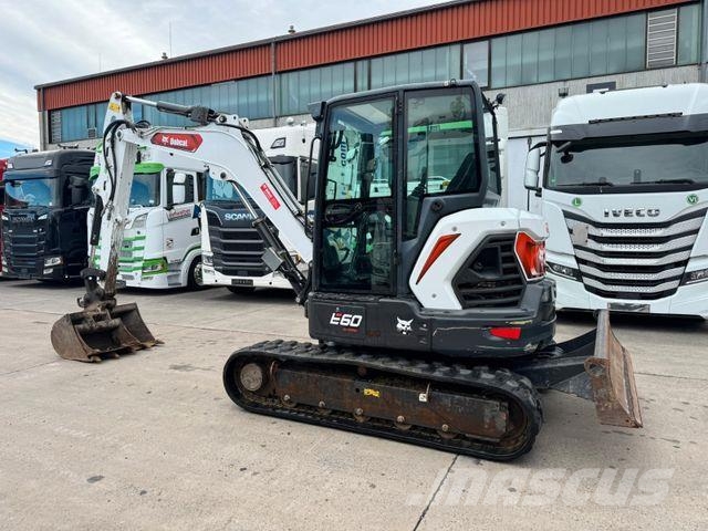 Bobcat E60 * KLIMA * 1.700 H * 2 X LÖFFEL * 1. HAND * Minibagger < 7t
