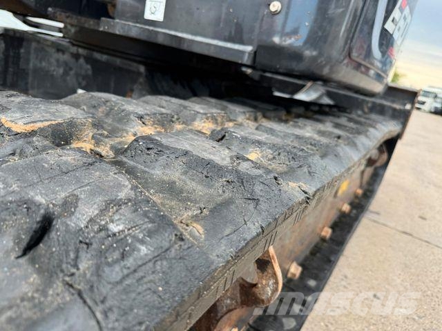 Bobcat E60 * KLIMA * 1.700 H * 2 X LÖFFEL * 1. HAND * Minibagger < 7t