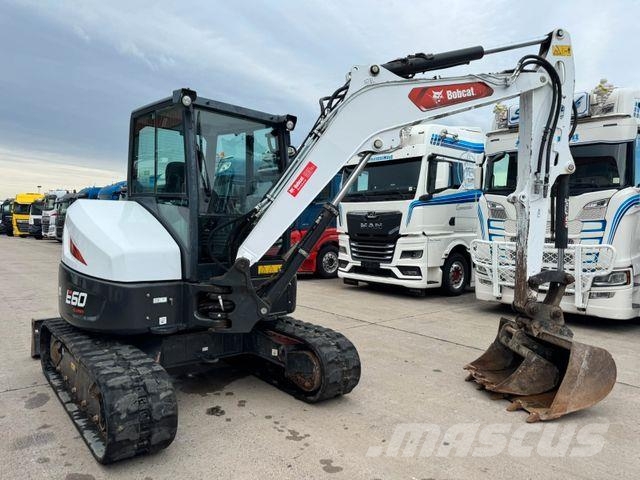 Bobcat E60 * KLIMA * 1.700 H * 2 X LÖFFEL * 1. HAND * Minibagger < 7t