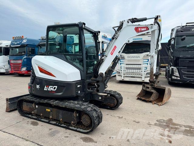 Bobcat E60 * KLIMA * 1.700 H * 2 X LÖFFEL * 1. HAND * Minibagger < 7t
