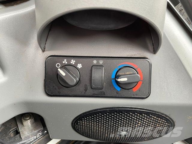 Bobcat S530 / nur 217h !! / Gabel / Schaufel Mini pelle < 7t