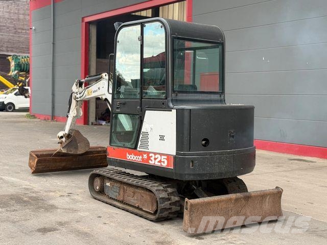 Bobcat X 325 Gummikette/Tiefenlöffel/Grabenlöffel 1999 Mini kotrók < 7t