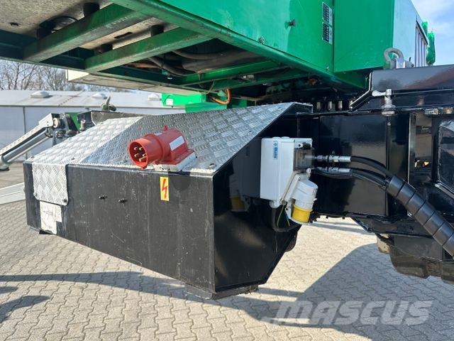 Böcker RK 36-2400 / Raupenkran / UVV NEU Camiones grúa