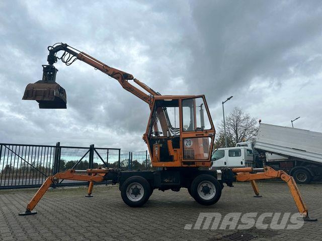 Boki Friedhofsbagger TOP Retrocargadoras