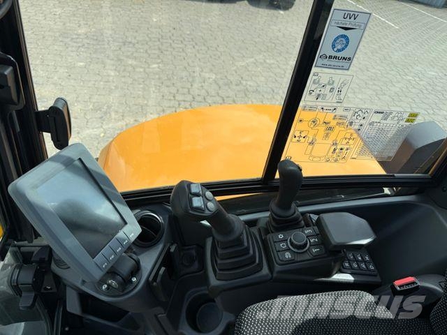 CASE CX 45D, Bj 25, Neu, mit Verstellausleger, TOP Mini kotrók < 7t