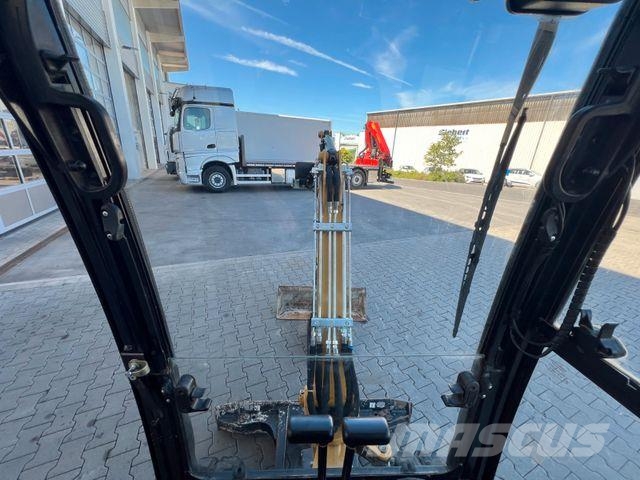 CAT 301.7D / 2015 / nur 1.912h / حفارات صغيرة أقل من 7 طن (حفارات صغيرة)