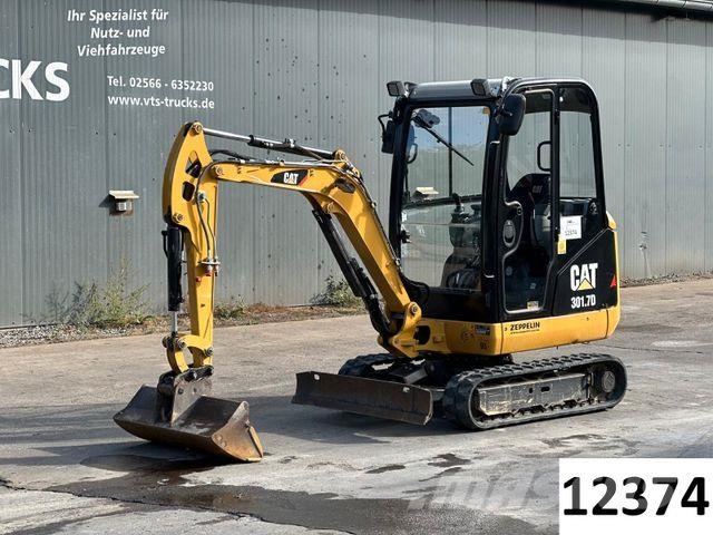 CAT 301.7D Gummikette / 2 Löffel / Schwenkschaufel حفارات صغيرة أقل من 7 طن (حفارات صغيرة)