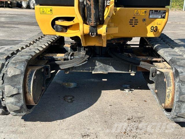CAT 301.7D Gummikette / 2 Löffel / Schwenkschaufel حفارات صغيرة أقل من 7 طن (حفارات صغيرة)