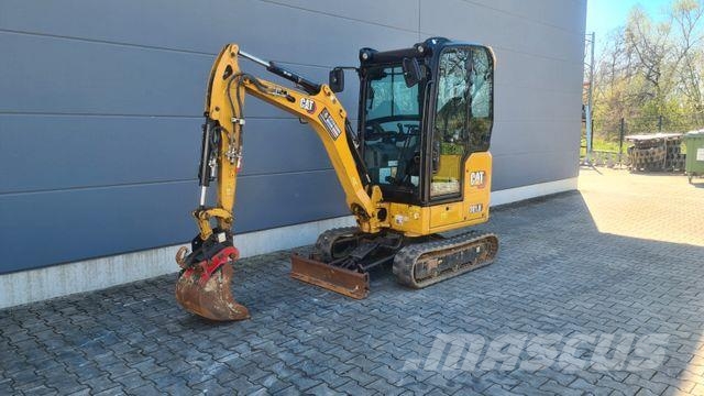 CAT 301.8 - Löffel Miniescavadeiras < 7t (Mini escavadeiras)
