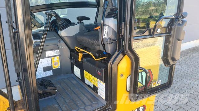 CAT 301.8 - Löffel Miniescavadeiras < 7t (Mini escavadeiras)