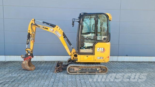 CAT 301.8 - Löffel Miniescavadeiras < 7t (Mini escavadeiras)