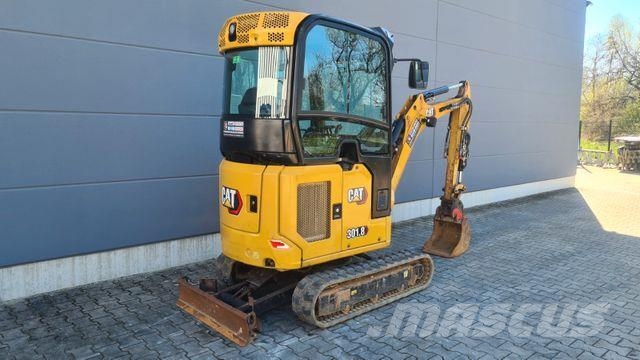 CAT 301.8 - Löffel Miniescavadeiras < 7t (Mini escavadeiras)
