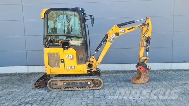 CAT 301.8 - Löffel Miniescavadeiras < 7t (Mini escavadeiras)