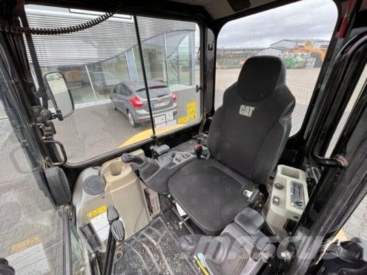 CAT 303E CR Mini Escavadoras <7t