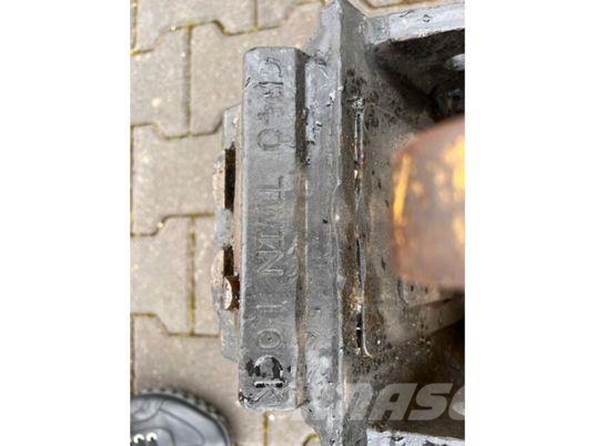 CAT 303E CR Mini Escavadoras <7t