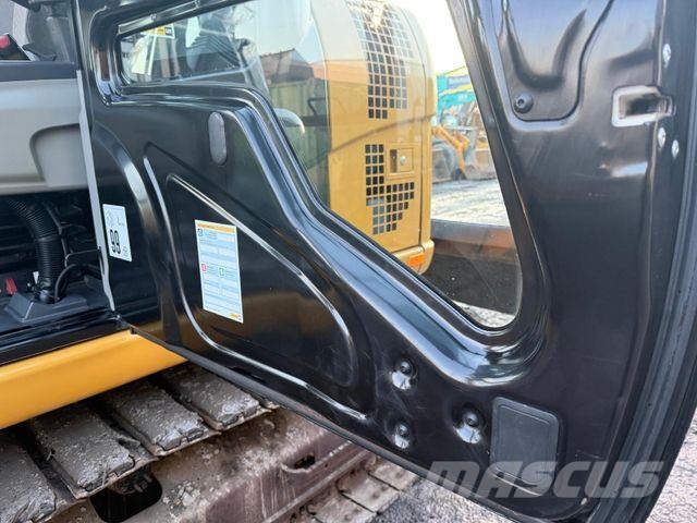 CAT 311 F Bageri guseničari