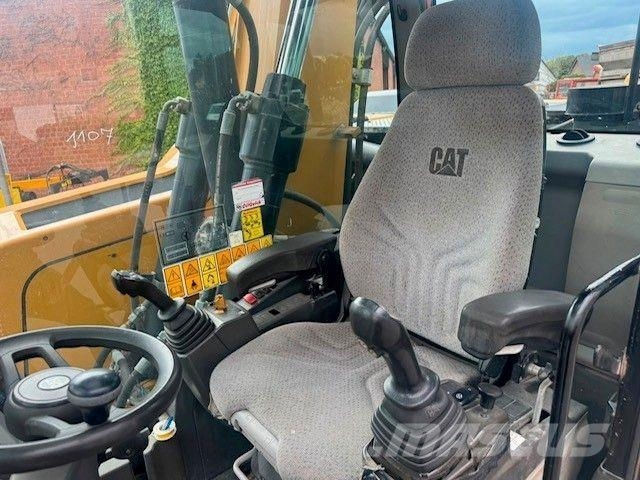 CAT 318F Excavadoras de ruedas