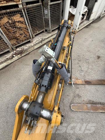 CAT 320-330 Boom + Stick مكونات أخرى