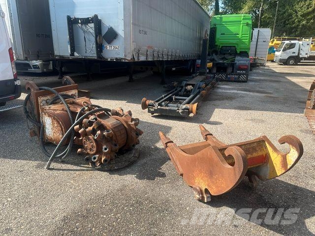 CAT 321CLCR VERSTELLAUSLEGER/KLIMA ANBAUFRÄSE Raupenbagger