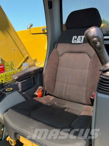 CAT 325 Baujahr 2021 Kāpurķēžu ekskavatori