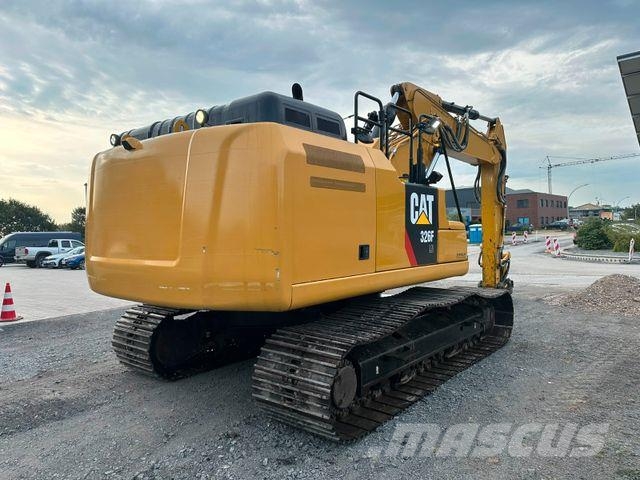 CAT 326 F Oilquick 70/55 Verstellausleger حفارات زحافة