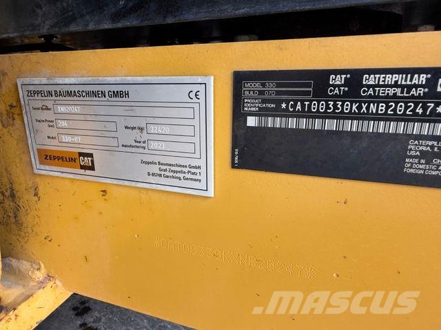 CAT 330 - 07 Roomikekskavaatorid