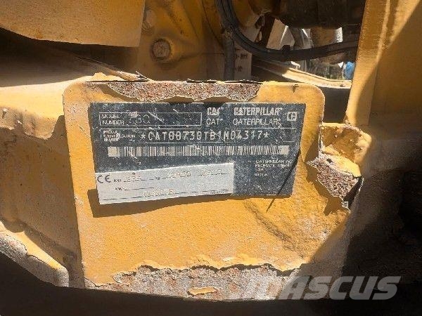 CAT 730 Зчленовані самоскиди