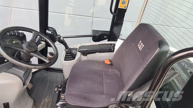 CAT 906 M Schaufel + Gabel - Utovarivači na kotačima