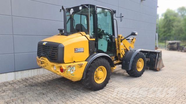CAT 906 M Schaufel + Gabel - Φορτωτές με λάστιχα (Τροχοφόροι)