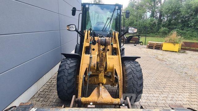 CAT 906 M Schaufel + Gabel - Φορτωτές με λάστιχα (Τροχοφόροι)