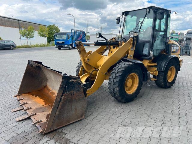 CAT 908M / 2.997h / Gabel / Schaufel لوادر بعجل
