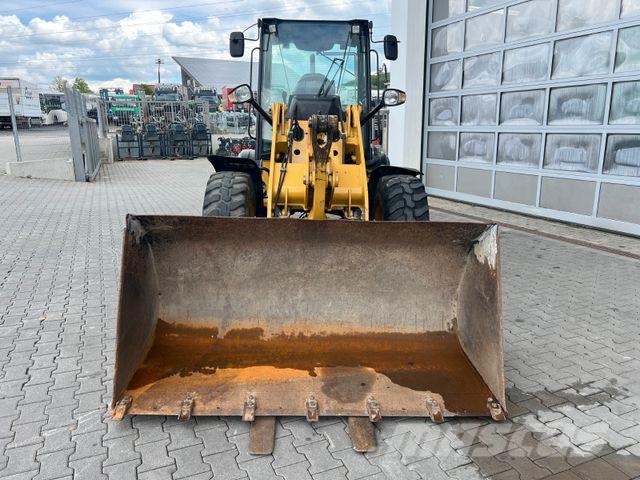 CAT 908M / 2.997h / Gabel / Schaufel لوادر بعجل