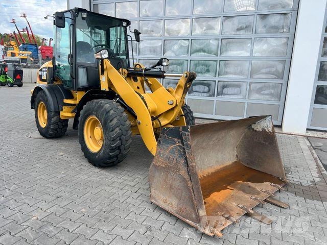 CAT 908M / 2.997h / Gabel / Schaufel لوادر بعجل